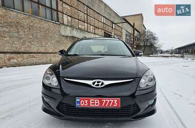 Хэтчбек Hyundai i30 2011 в Харькове