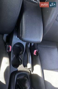 Хэтчбек Hyundai i30 2009 в 
