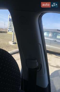 Хэтчбек Hyundai i30 2009 в 