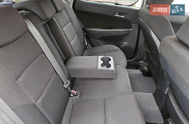 Хэтчбек Hyundai i30 2009 в Киеве