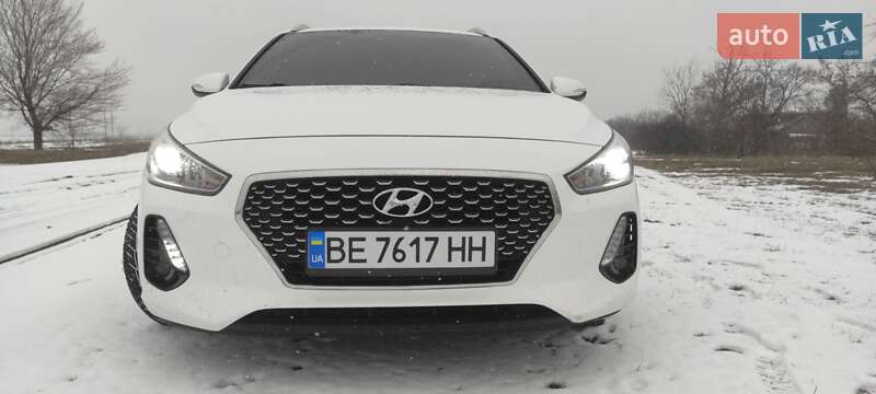 Универсал Hyundai i30 2017 в Новом Буге фото 24 Универсал Hyundai i30 2017 в Новом Буге