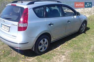Универсал Hyundai i30 2009 в 