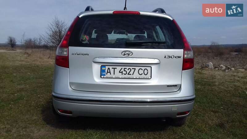 Универсал Hyundai i30 2009 в Калуше