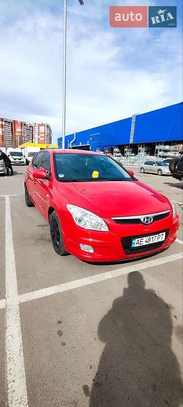 Хэтчбек Hyundai i30 2007 в Днепре
