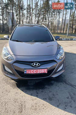 Універсал Hyundai i30 2015 в Харкові