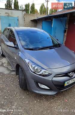 Хэтчбек Hyundai i30 2013 в Днепре