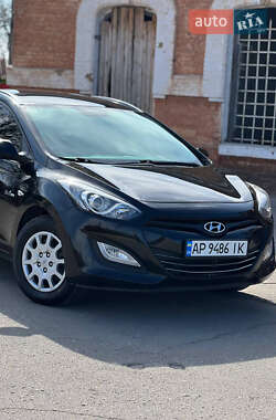 Универсал Hyundai i30 2014 в Запорожье