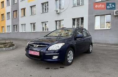 Универсал Hyundai i30 2009 в Харькове