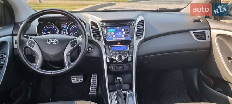 Хэтчбек Hyundai i30 2012 в Киеве