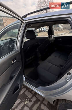 Універсал Hyundai i30 2009 в 