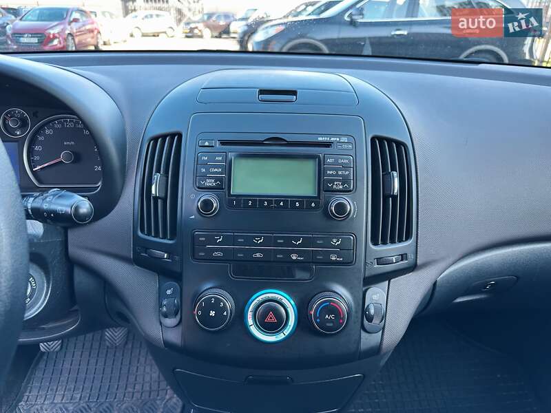 Хетчбек Hyundai i30 2011 в Києві