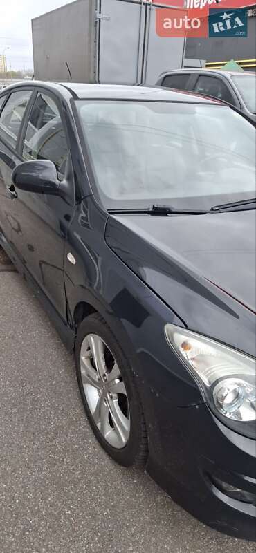 Хетчбек Hyundai i30 2010 в Києві