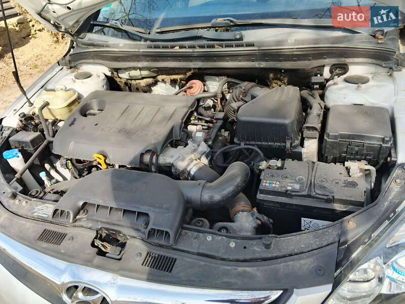 Універсал Hyundai i30 2011 в Новій Ушиці