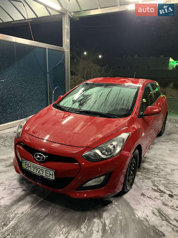 Hyundai i30 2012