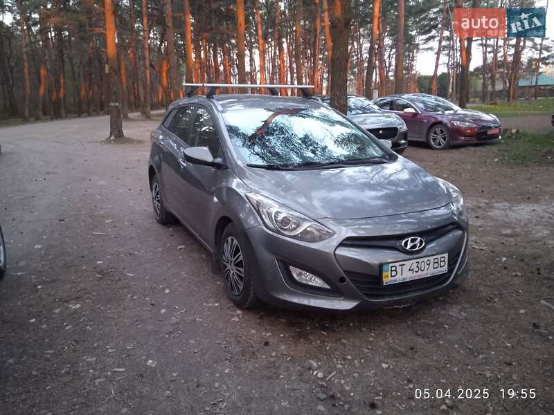 Універсал Hyundai i30 2013 в 