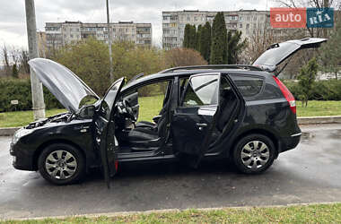Універсал Hyundai i30 2010 в 