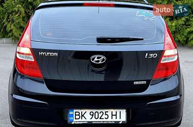 Хетчбек Hyundai i30 2008 в 