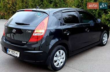 Хетчбек Hyundai i30 2008 в 