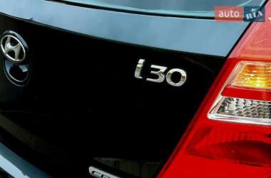 Хетчбек Hyundai i30 2008 в 