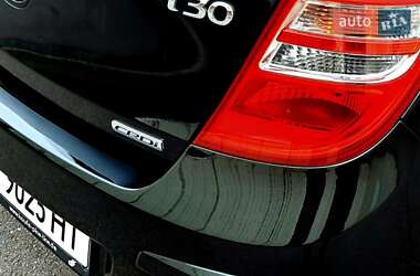 Хетчбек Hyundai i30 2008 в 