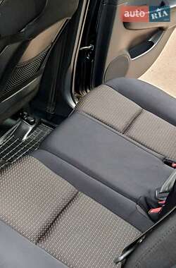 Хетчбек Hyundai i30 2008 в 