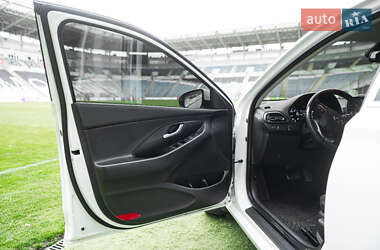 Хэтчбек Hyundai i30 2022 в 