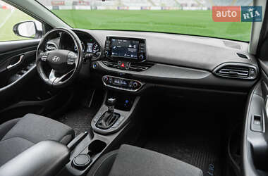 Хэтчбек Hyundai i30 2022 в 