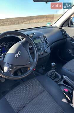 Универсал Hyundai i30 2008 в 