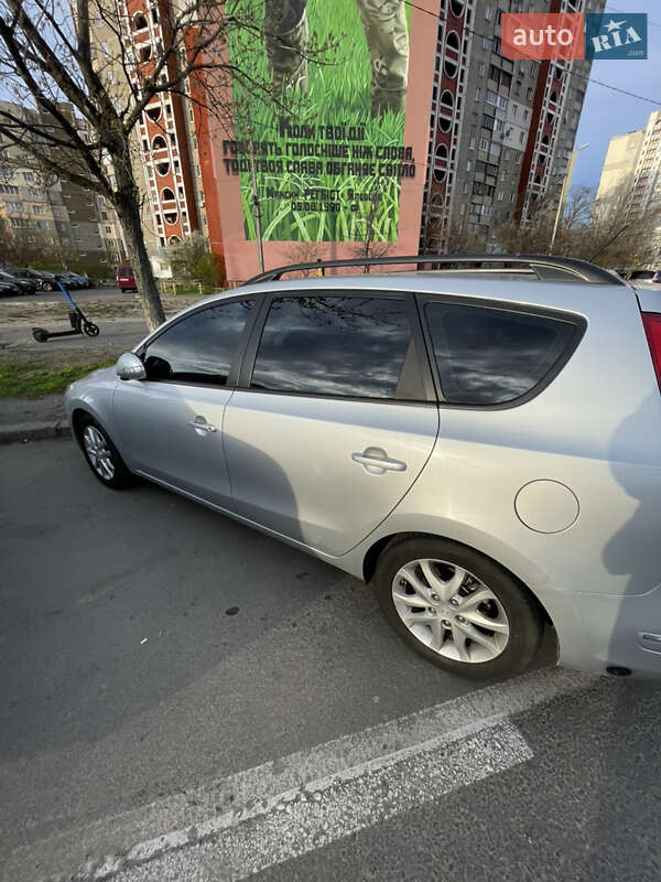 Універсал Hyundai i30 2008 в Києві