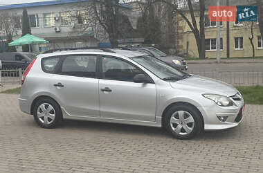 Універсал Hyundai i30 2012 в 