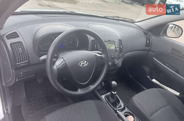 Універсал Hyundai i30 2012 в 