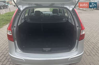 Універсал Hyundai i30 2012 в 