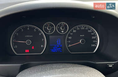 Хэтчбек Hyundai i30 2011 в 