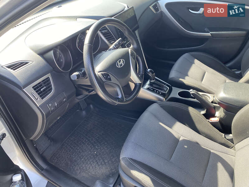 Универсал Hyundai i30 2013 в Киеве