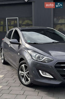 Хетчбек Hyundai i30 2015 в 