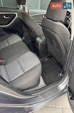 Хетчбек Hyundai i30 2015 в 
