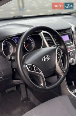Хетчбек Hyundai i30 2015 в 