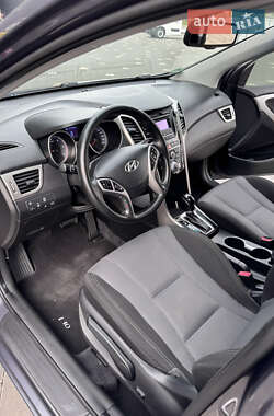 Хетчбек Hyundai i30 2015 в 