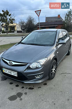 Хетчбек Hyundai i30 2010 в Харкові