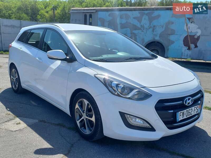 Универсал Hyundai i30 2016 в 