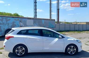 Универсал Hyundai i30 2016 в 