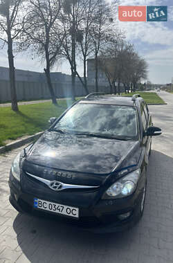 Универсал Hyundai i30 2010 в 
