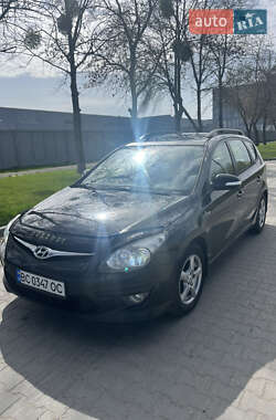 Универсал Hyundai i30 2010 в 