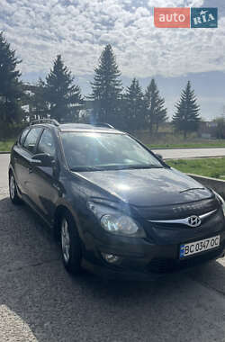 Универсал Hyundai i30 2010 в 
