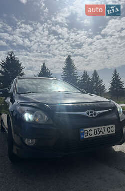 Универсал Hyundai i30 2010 в 