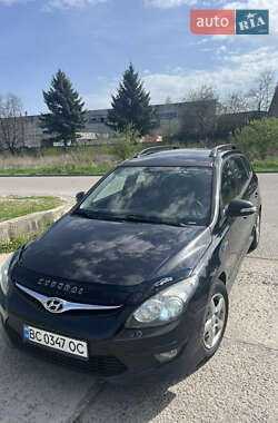 Универсал Hyundai i30 2010 в 