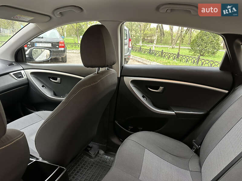 Хетчбек Hyundai i30 2016 в Чернівцях