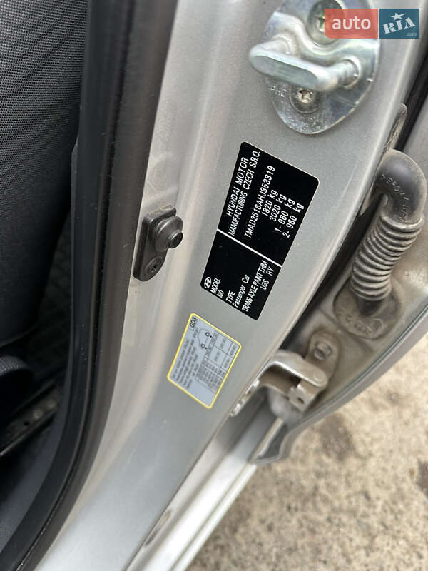 Хетчбек Hyundai i30 2016 в Чернівцях