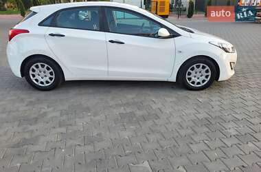 Хэтчбек Hyundai i30 2014 в 
