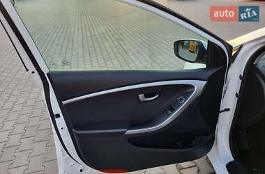 Хэтчбек Hyundai i30 2014 в 